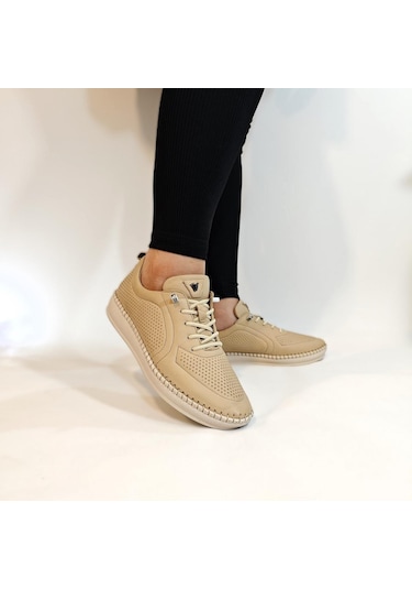 Voyager Z094 Bej Hakiki Deri Lazer İşlemeli Bayan Ayakkabı Bej