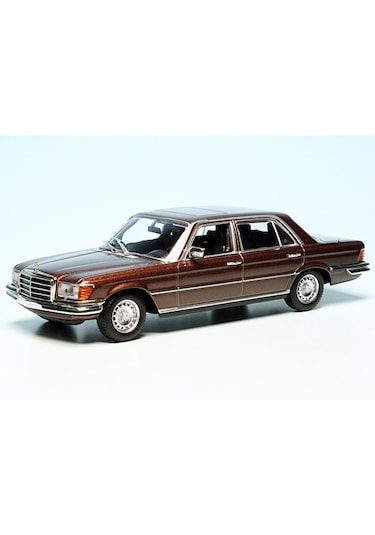 1:43 Maxichamps 1972 Mercedes Benz 450 Sel 6.9 W116