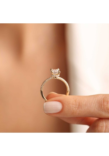 Altın Tektaş Baget Yüzük T12553 Renkli