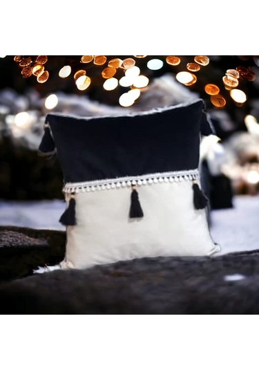 Kırlent Kılıfı Püsküllü