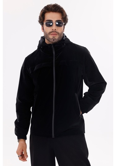 Erkek Kapüşonlu Nova Kumaş Hafif Ve Dayanıklı Şık Mevsimlik Su Ve Rüzgar Geçirmez Yağmurluk Siyah