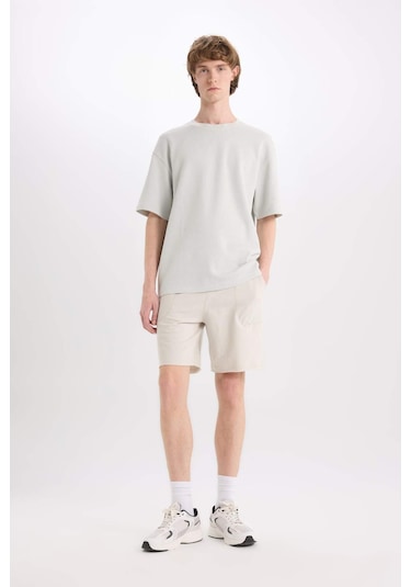 DeFacto %100 Pamuk Slim Fit Dar Kesim Dar Paça Cepli Basic Düz Şort B8673AX25SMGR437