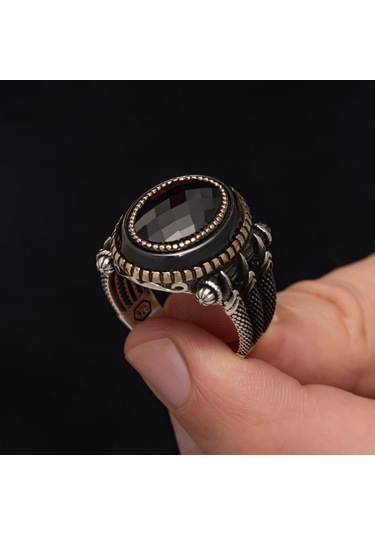 Siyah Taşlı Pençe Motifli 925 Gümüş Erkek Yüzük