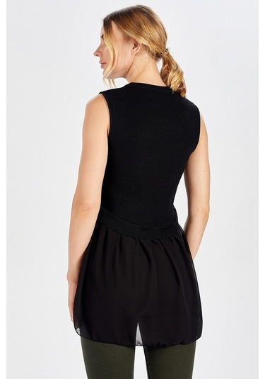 Peraluna Arkası Şifonlu Önü Kısa Siyah Kadın Triko Bluz-Siyah