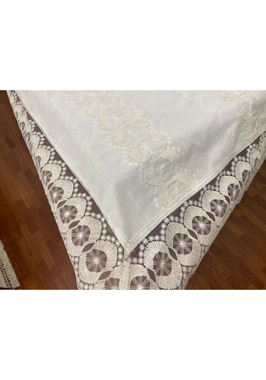 Lüx Yakamoz Yemek Masa Örtüsü