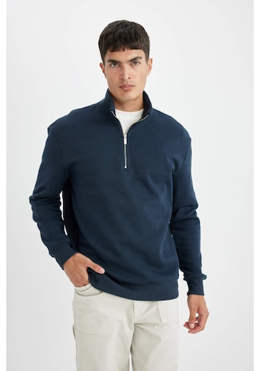 DeFacto Comfort Regular Fit Rahat Kalıp Fermuarlı Dik Yaka Basic Düz Sweatshirt X7405AZ24AUNV163 DeFacto Comfort Regular Fit Rahat Kalıp Fermuarlı Dik Yaka Basic Düz Sweatshirt X7405AZ24AUNV163