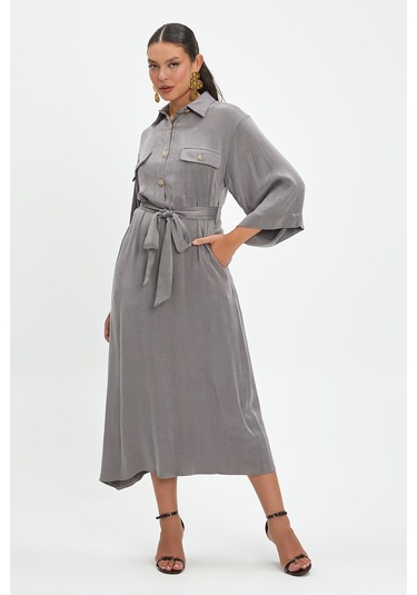Kadın Düğme Detaylı Kemerli Elbise - Cep Tasarımlı, Modern Ve Rahat Stil - Günlük Ve Şık Kullanımlar İçin Elbise Gri