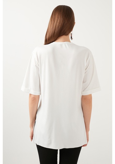 Lela Oversize Bisiklet Yaka Yırtmaç Detaylı Bayan Bluz 5869000 Ekru