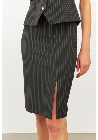 Stella Pulvis Siyah Simli Yırtmaçlı Mini Kalem Etek Siyah