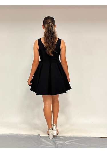 Kız Çocuk Abiye Siyah Krep Kısa Bel İnce Şerit Taş Detaylı Taş Kısa Abiye Elbise 10-15 Yaş Siyah