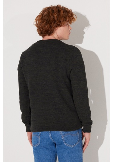 Lee Regular Fit Normal Kesim Bisiklet Yaka Haki Erkek Triko Kazak L212149801 Haki Lee Regular Fit Normal Kesim Bisiklet Yaka Haki Erkek Triko Kazak L212149801 Haki