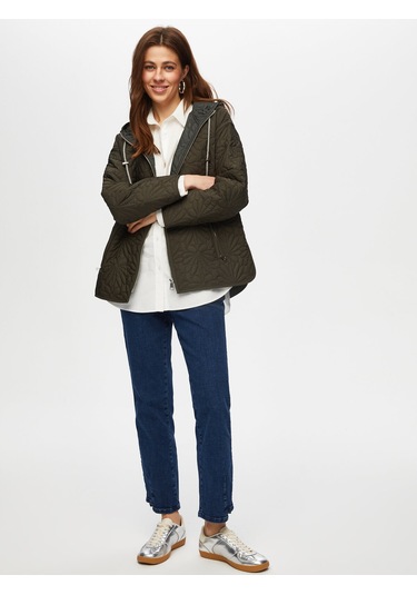 Yanı Yırtmaçlı Rahat Form Kapişonlu Kapitone Mont 004 Us25kmt00454 Haki