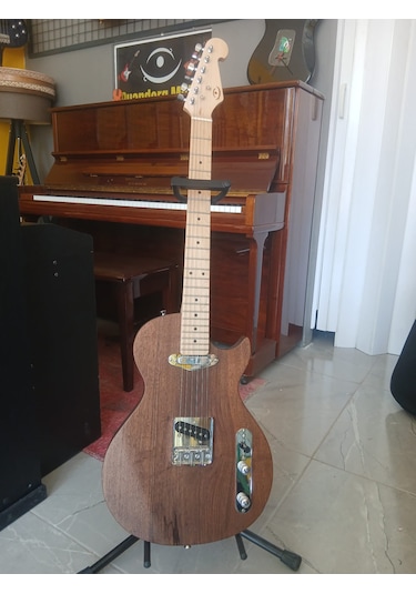 Elektro Gitar Custom Epoksi & Yıllanmış Ağaç Kişiye Özel Doğal Ahşap