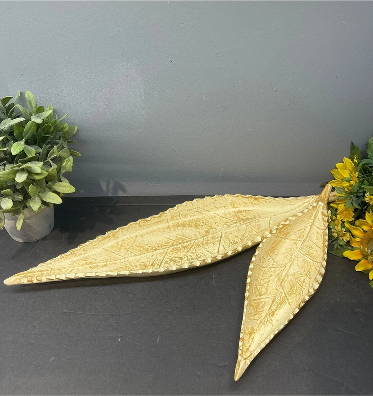 Dekoratif Polyester Ikili Uzun Yaprak Sunumluk Krem Gold Eskitme