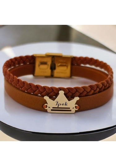 Archin İpek İsmine Özel Taç Motifli 14 Ayar Altın Plakalı Kahverengi Derili Hediye Bileklik-467isim İpek