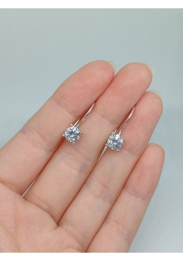 925 Ayar Gümüş Kanca Model Tek Taş Küpe Zarif Ve Şık Tasarım Gümüş