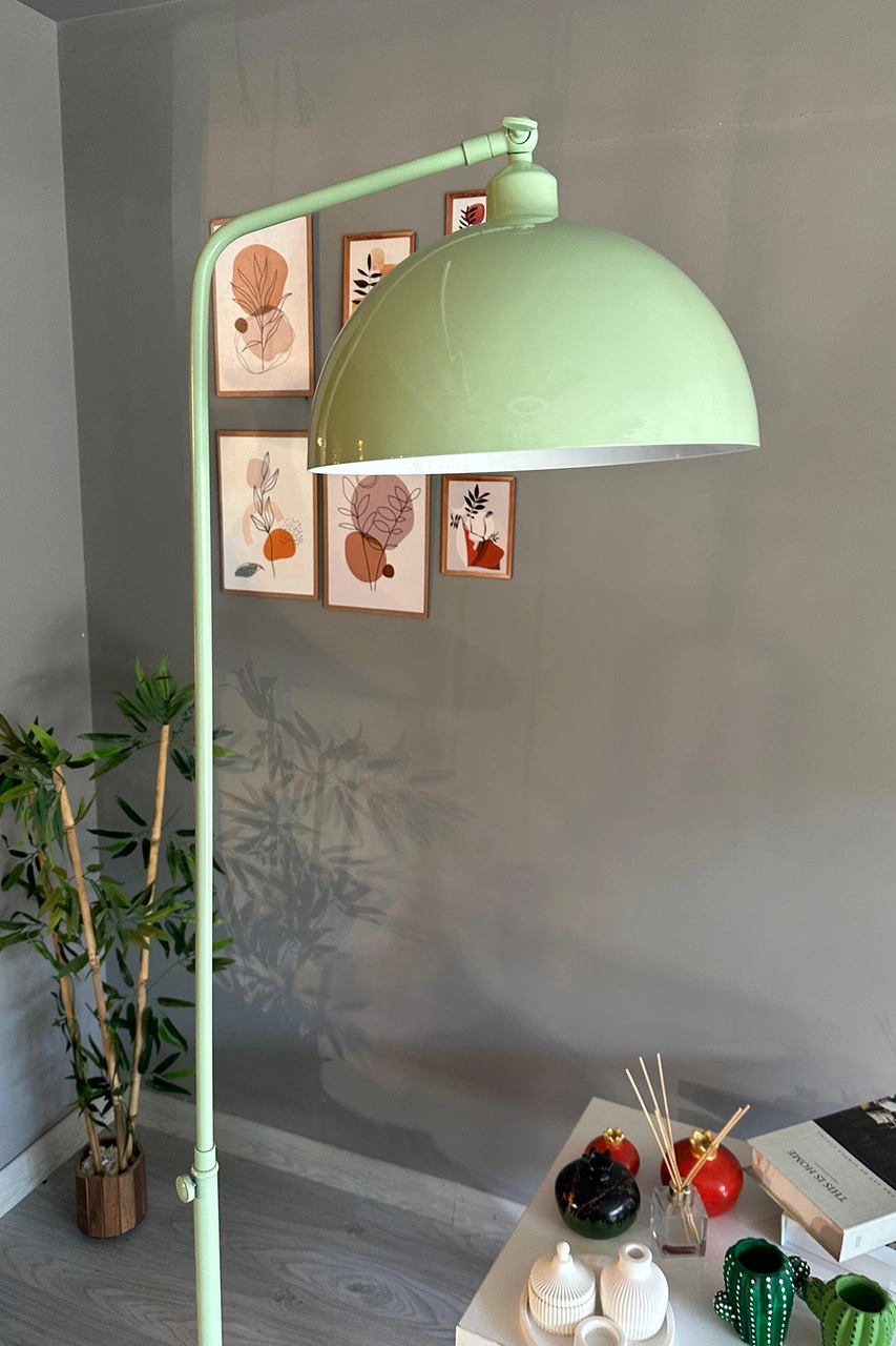 Lambader Hareketli Başlık Modern Dekoratif Metal Oturma Odası Çalışma Odası Zemin Lambası Su Yeşili