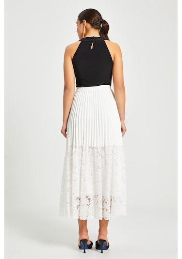 Pliseli Ve Dantel Detaylı Midi Etek - Modern Ve Şık - Günlük Ve Özel Günler İçin İdeal Ekru