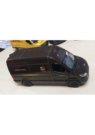 Kinsmart Oyuncak Metal Model Araba 1/36 Çek Bırak Mercedes Benz Ups Kargo Aracı