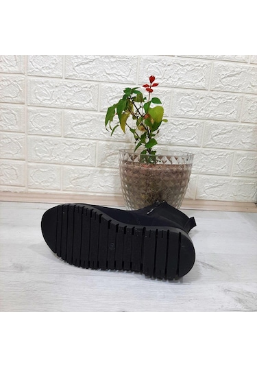 Fiyra Ign11 Siyah Zümrüt Fermuar Süslü Kız Çocuk Bot Siyah