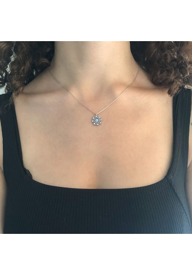 Ferizz Zirkon Taşlı Çiçek Model Gümüş Kolye Gk-310
