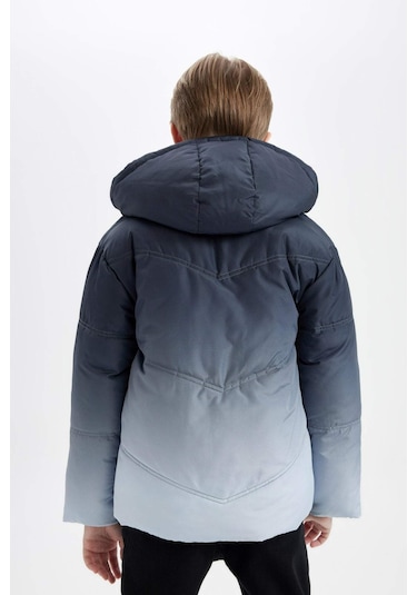 DeFacto Erkek Çocuk Su İtici Çift Taraflı Kapüşonlu Şişme Mont C5635A824WNAR31