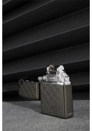 Silvio Monetti Metalik Renk Kapaklı Şarjlı Çakmak 24csm22108ar04