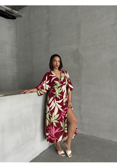 Kadın Kruvaze Yaka Yırtmaçlı Uzun Yazlık Elbise Bordo