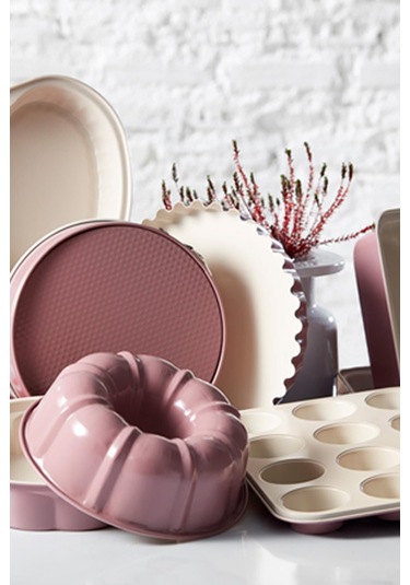 Karaca Berry 28 Cm Dalgalı Kek Kalıbı 7698939995135