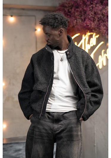 Oversize Crop Model Yan Cepli Astarlı Kırçıllı Mont Siyah