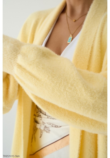 Kadın Giyim Oversize Uzun Peluş Hırka Yumuşak Dokulu, Rahat Ve Şık Tasarım Şık Kombinler Sarı