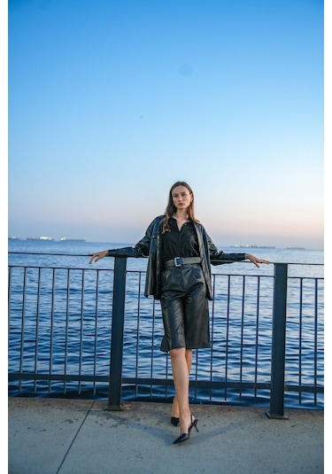 Kadın Suni Deri Bermuda Şort Frn61080 Yeşil