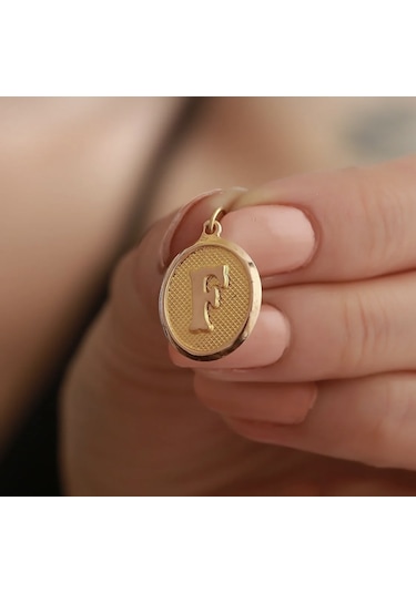 Özden Kuyumcusu 14 Ayar Altın Vintage Oval F Harf Kolye Ucu
