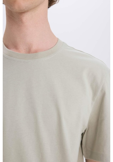 DeFacto %100 Pamuk New Regular Fit Bisiklet Yaka Basic Düz Kısa Kollu Tişört V7699AZ25SPKH478 DeFacto %100 Pamuk New Regular Fit Bisiklet Yaka Basic Düz Kısa Kollu Tişört V7699AZ25SPKH478