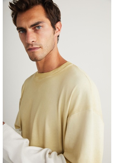 Deny Erkek Uzun Kol Detaylı Oversize Fit Bol Kesim Bisiklet Yaka %100 Organik Pamuk Açık Bej T-shirt