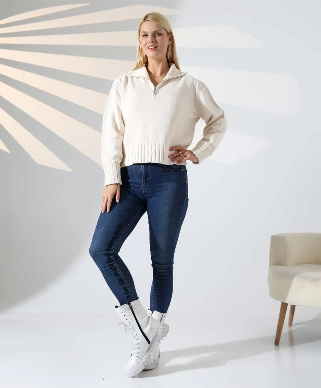 Yüksek Yaka Fermuarlı Triko Kazak Taş