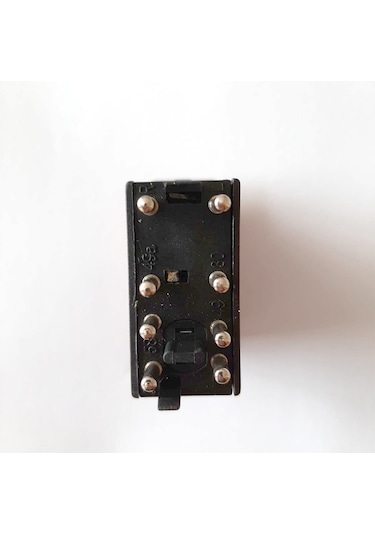 Mercedes R107 W126 W201 Dörtlü Flaşör Düğmesi 0008209010