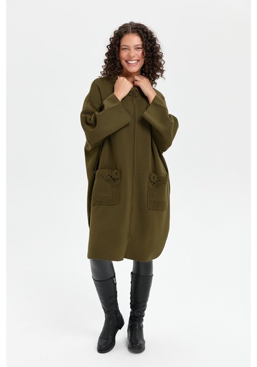 Kadın Dik Yaka Cebi Gül İşlemeli Fermuarlı Panço Haki Haki