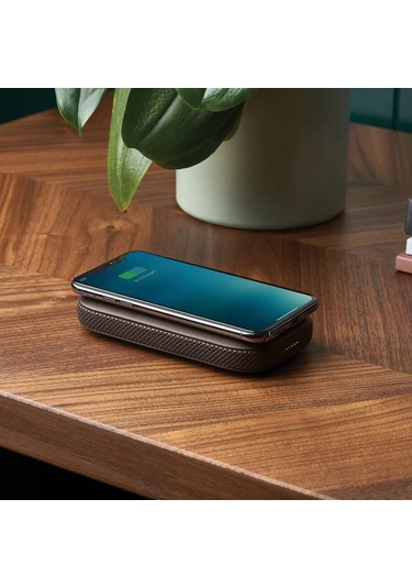 Lexon Powersound Deri Kablosuz Şarj Cihazı ve Bluetooth Hoparlör Kahverengi LA128CH