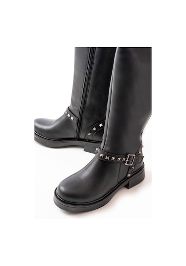 02-307 Siyah Düz Topuklu Günlük Bayan Binici Çizme Resimdeki Renk