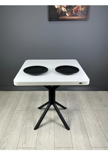 Tepe Beyaz Mutfak Yemek Masası Balkon Masası Kavisli Köşe Siyah Ayak 70 Cm