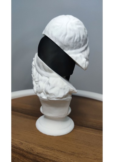 The Divine And The Mortal-ilahi Ve Ölümlü Dekoratif Biblo Hediyelik Siyah Beyaz Plastik 19cm