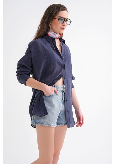 4667 Kadın İnce Oversize Modal Gömlek Lacivert Lacivert 4667 Kadın İnce Oversize Modal Gömlek Lacivert Lacivert