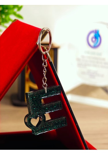Harfli Anahtarlık Epoksi Kişiye Özel Yapım El Yapımı Harf Anahtarlık Kalp Model Özel Tasarım Hediyelik Ürün Kalp Desenli Simli Anahtarlık Altın - Kırmızı