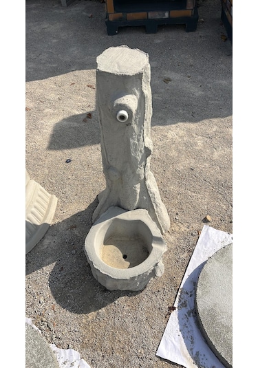 Dekoratif Bahçe Kütük Görünümlü Beton Çeşme Barbekü Gross