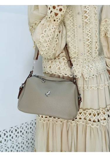 Miami Polo Clup Yumuşak Suni Deri Çapraz Askılı El Çanta Bej