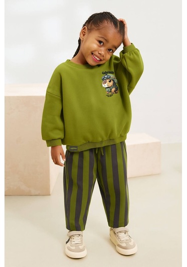 Kız Çocuk Capybara Desen Yeşil Renk Sweatshirt Çizgili Jogger Alt Üst Takım Yeşil