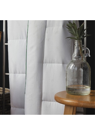 İssimo Home Premium Çift Kişilik Bambu Yorgan 195 x 215 cm Beyaz