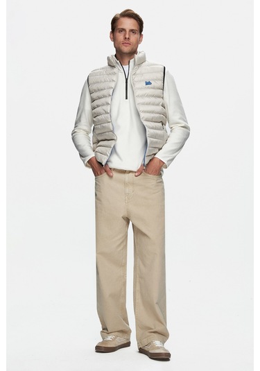 Blume Bej Fermuarlı Ve Cepli Polyester Standard Fit Erkek Yelek Bej