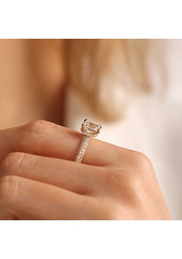 Altın Tektaş Baget Yüzük T12553 Renkli